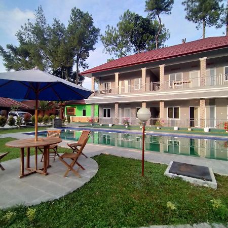 Villa Batu Tua Puncak Mitra Reddoorz Bogor Eksteriør bilde