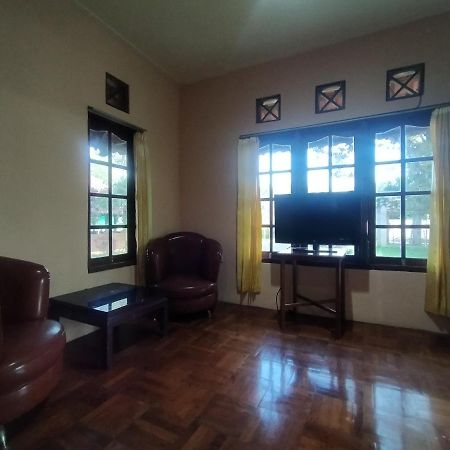 Villa Batu Tua Puncak Mitra Reddoorz Bogor Eksteriør bilde