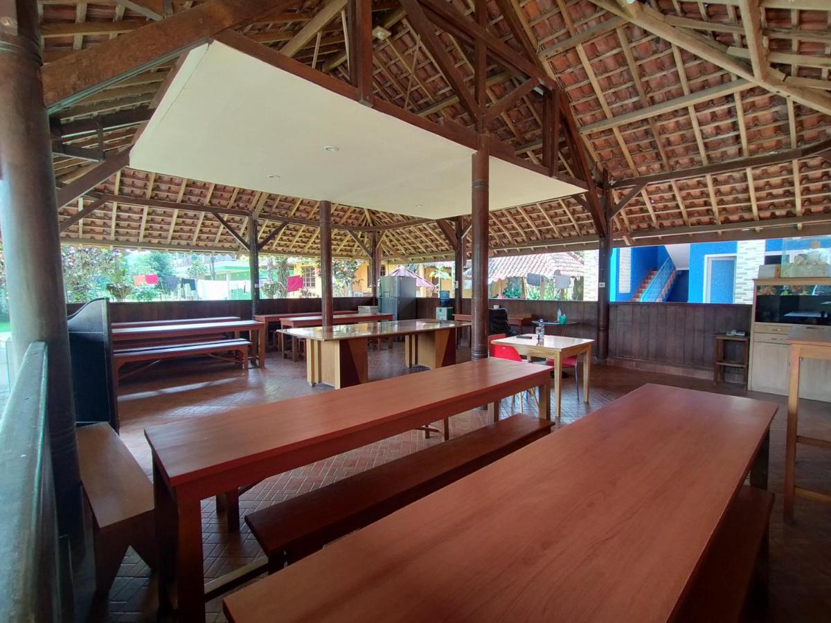 Villa Batu Tua Puncak Mitra Reddoorz Bogor Eksteriør bilde