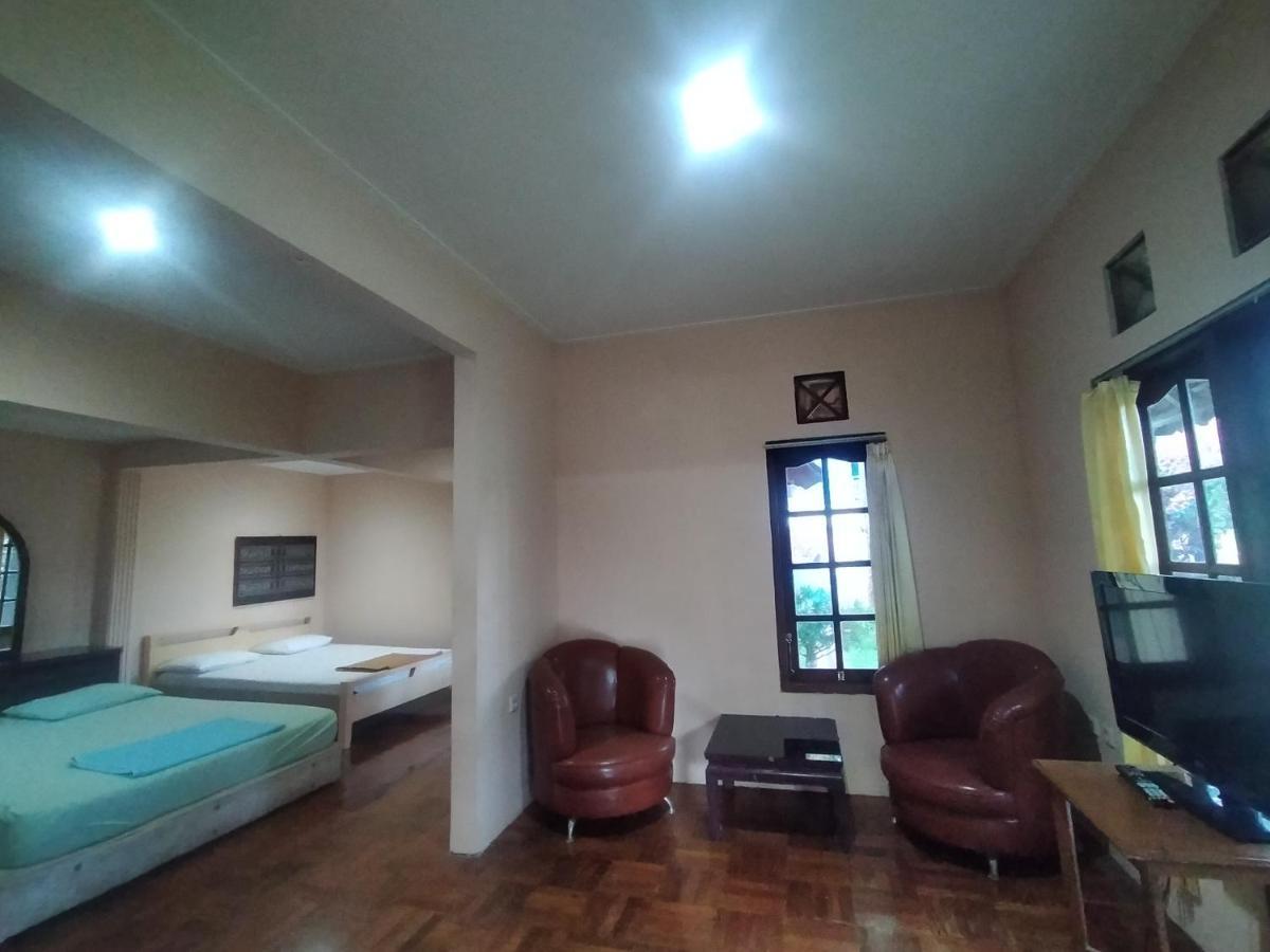 Villa Batu Tua Puncak Mitra Reddoorz Bogor Eksteriør bilde