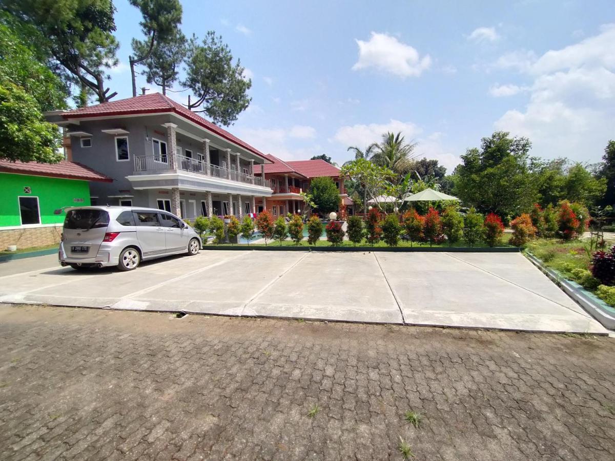Villa Batu Tua Puncak Mitra Reddoorz Bogor Eksteriør bilde
